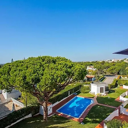 Sleeps 4 With Pool Air Con And Wifi דירה וילהמורה