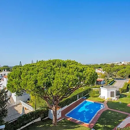 Sleeps 4 With Pool Air Con And Wifi *