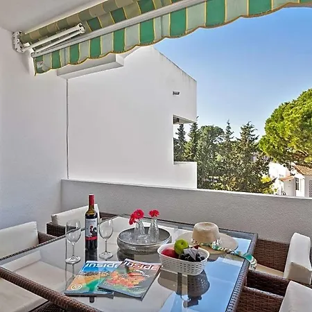 Apartment Sleeps 4 With Pool Air Con And Wifi Vilamoura